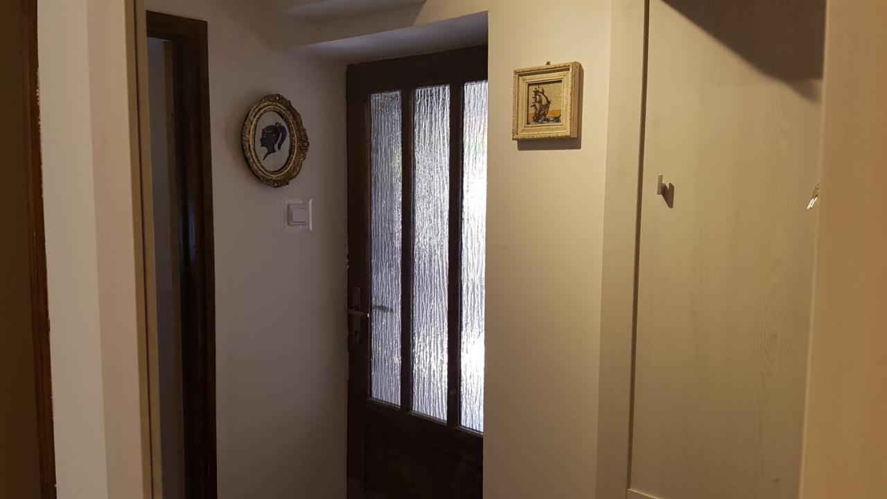 Apartment 22 Omiš Zewnętrze zdjęcie